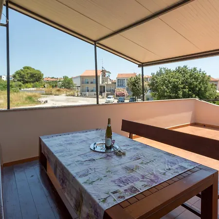 Puntizela 92 Apartamento Pula