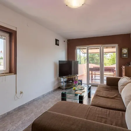 Appartamento Puntizela 92 Pola