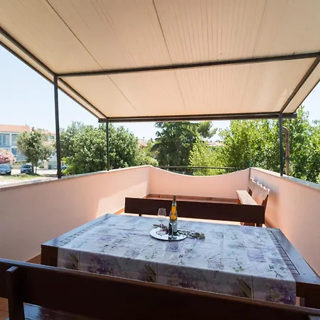 Apartment Puntizela 92 Pula